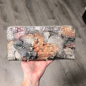 Brahmin wristlet brand new
